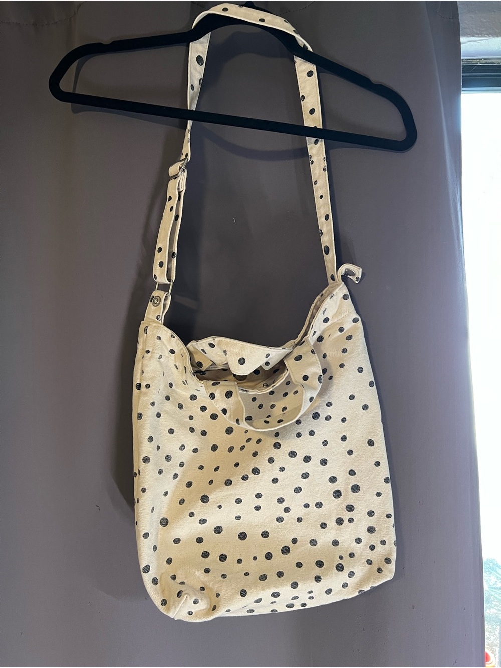 BAGGU Cream Canvas Polka Dot Shoulder Bag with Black Dots